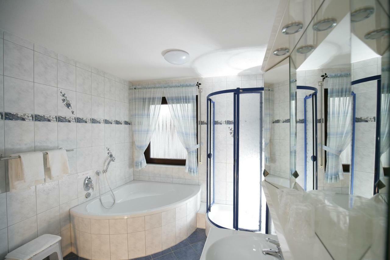 Apartments Am Baronenwald غوبينغِن المظهر الخارجي الصورة